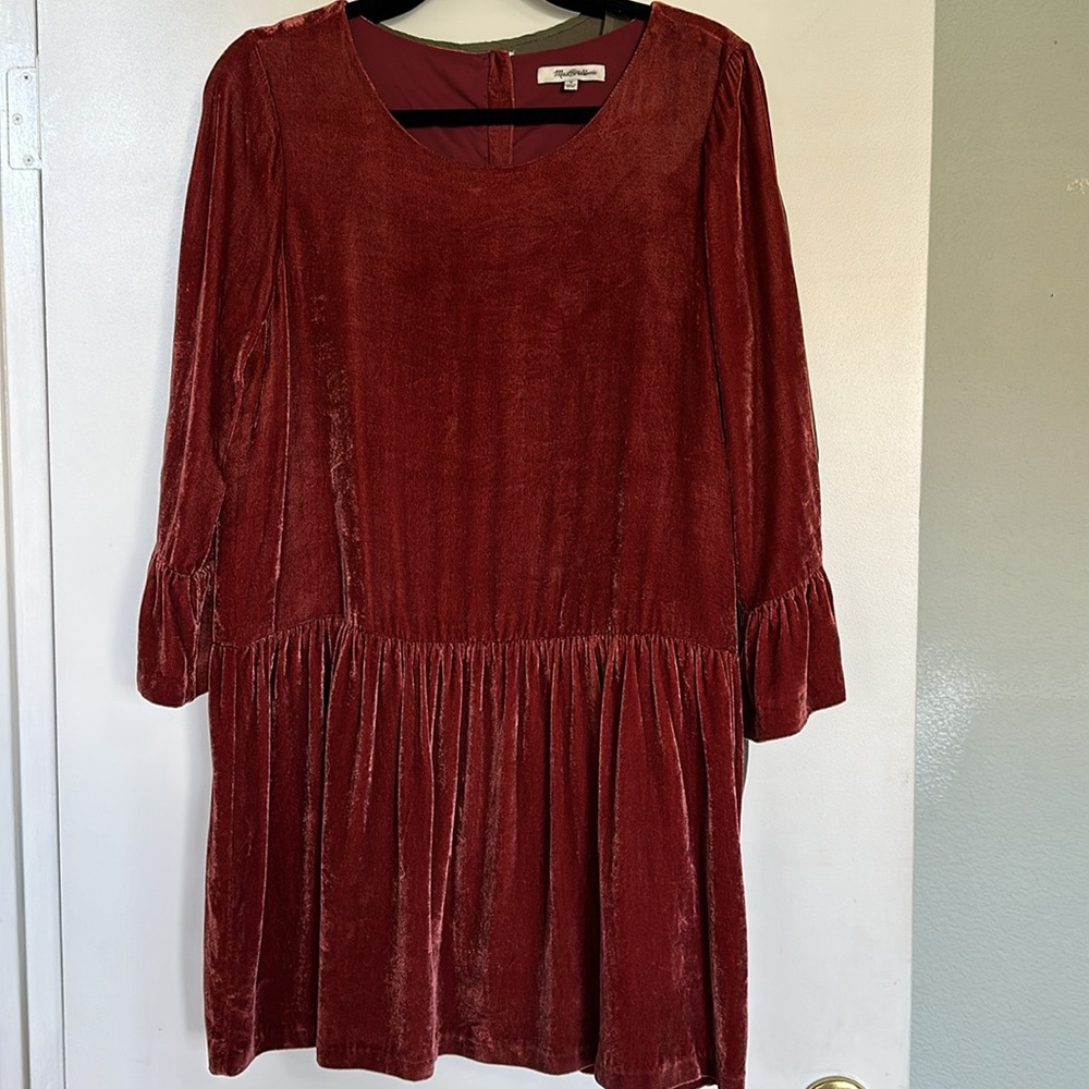 Madewell Velvet Bell Sleeve Dress VGUC - Picture 2 of 7